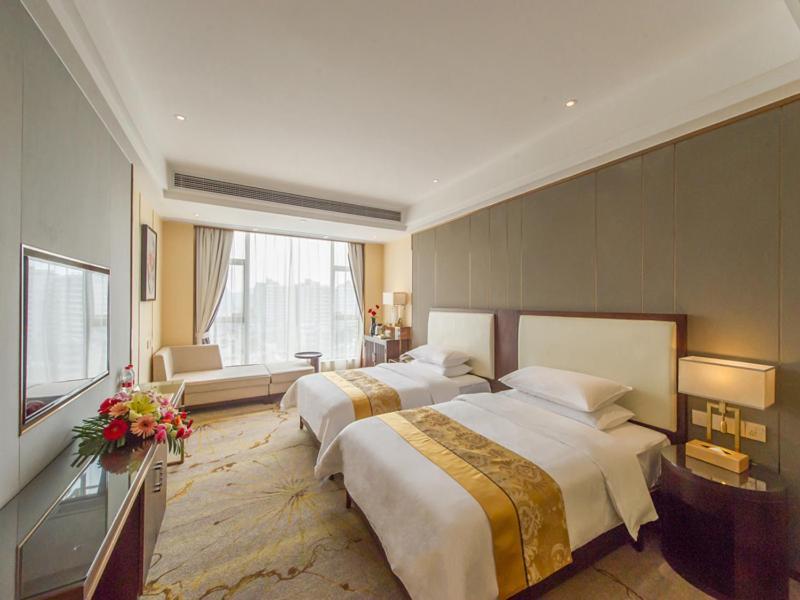 גווילין Vienna International Hotel Diecai Wanda High Speed ​​Rail Station מראה חיצוני תמונה