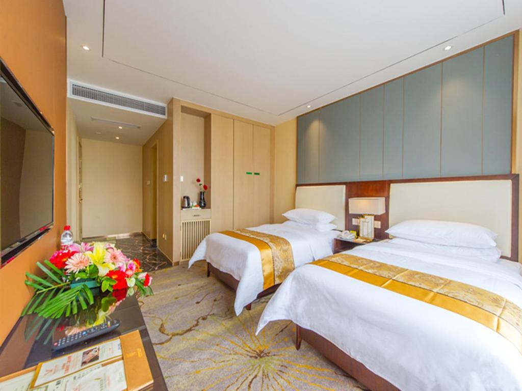 גווילין Vienna International Hotel Diecai Wanda High Speed ​​Rail Station מראה חיצוני תמונה